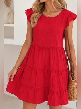 KIRUNDO Tiered Mini Dress in Red/Fuchsia with Flutter Sleeves; Size Small